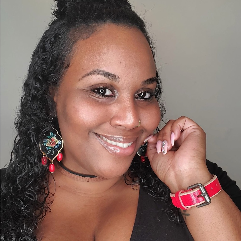 NEW Red Leather Women's Buckle Bracelet - Picture 3 of 6